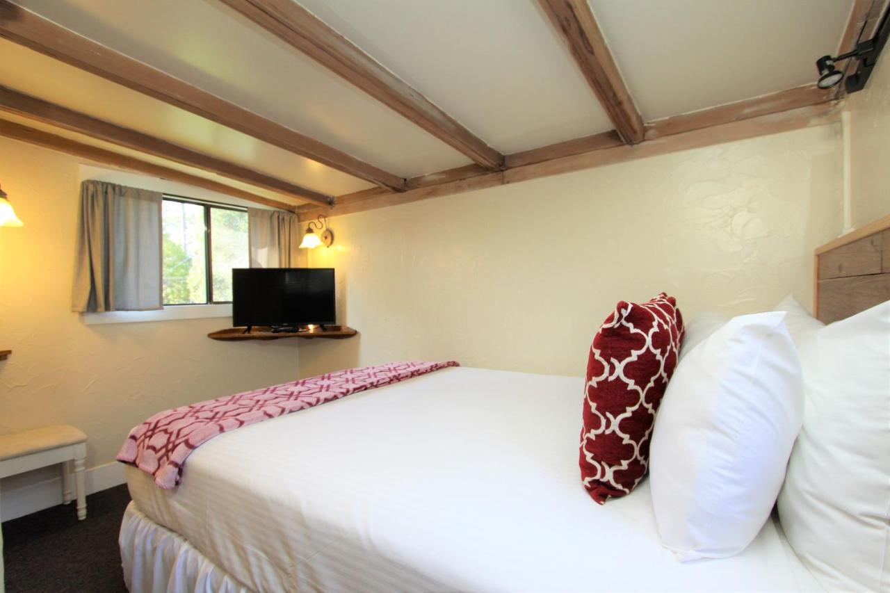 Forest Lodge Carmel-by-the-Sea Exterior photo